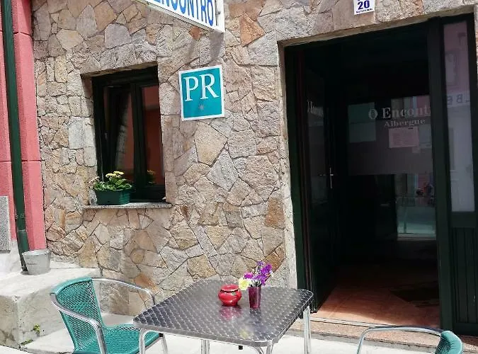 O Encontro אכסניה